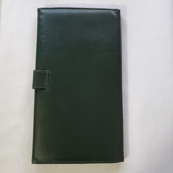 Crystal Cruise Lines Dark Green Faux Leather Passport Travel Wallet / Organizer - Picture 2 of 9